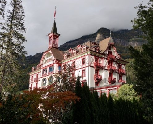 a guide to luxury hotels in Switzerland part I